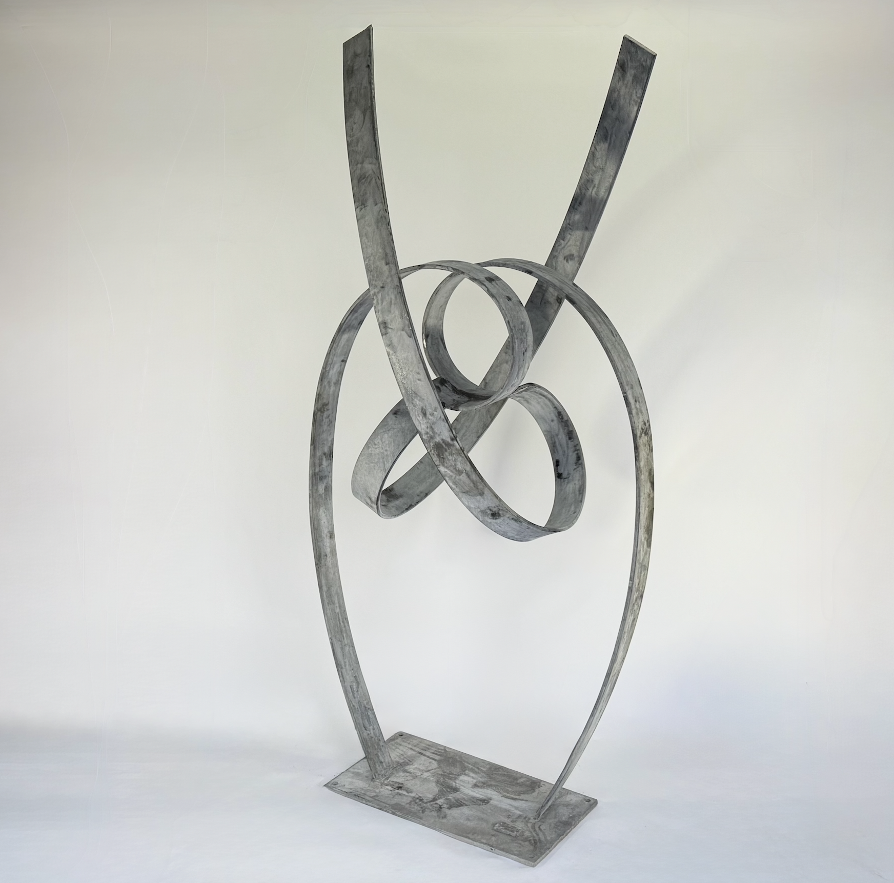 Kit Garnet metal sculpture